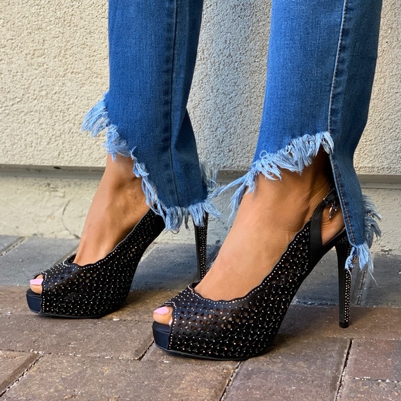 Black Glitz Towering Heel Peep Toe Platform Pump - Picture 2 of 7